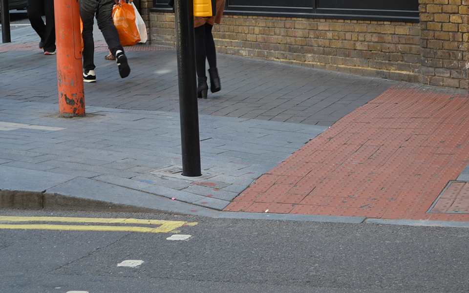 Drop Kerb Wedge 960 X 600 1