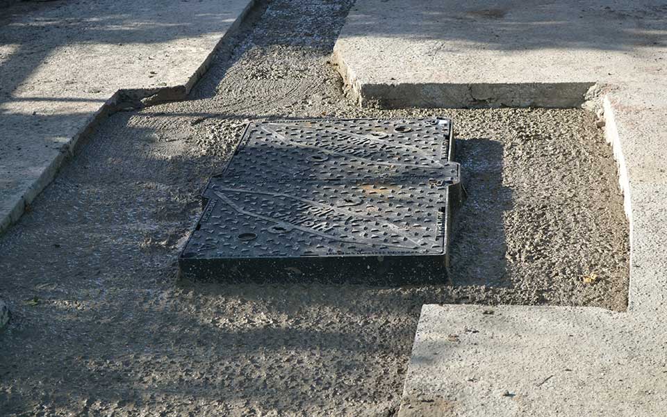 Ductile Iron Access Cover Web Image 4 960X600