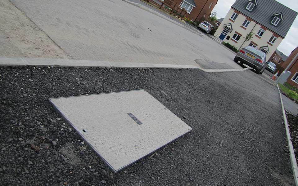 concrete-infill-cover-frame-bt-openreach-manhole-cover-nal